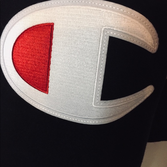 ✨2 for 15$✨Champion black t-shirt - Picture 4 of 5